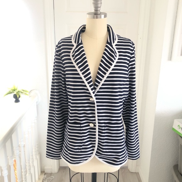 Long sleeve striped jacket. - Picture 1 of 11